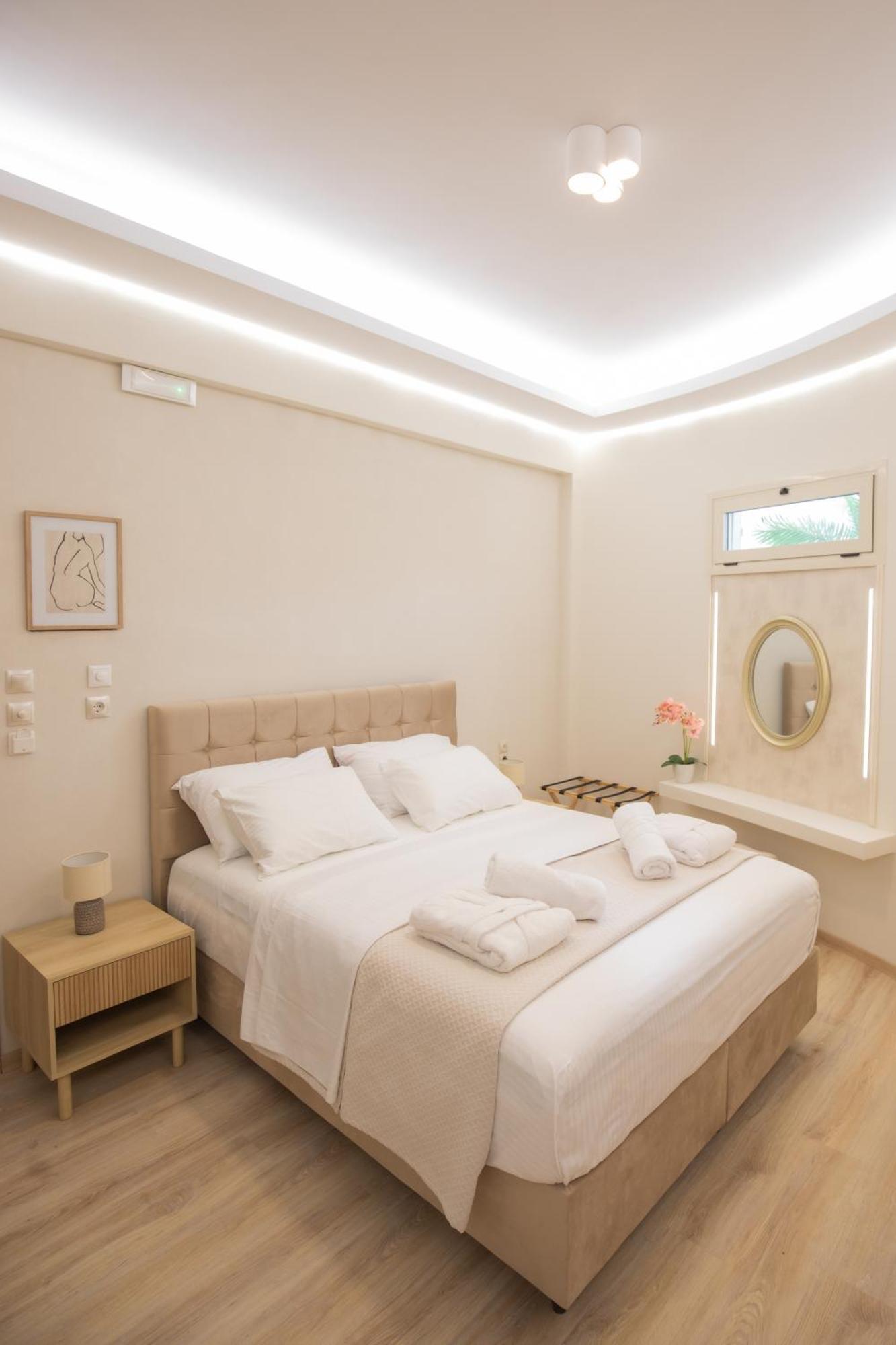 Golden City Center Suites Rhodes City ภายนอก รูปภาพ