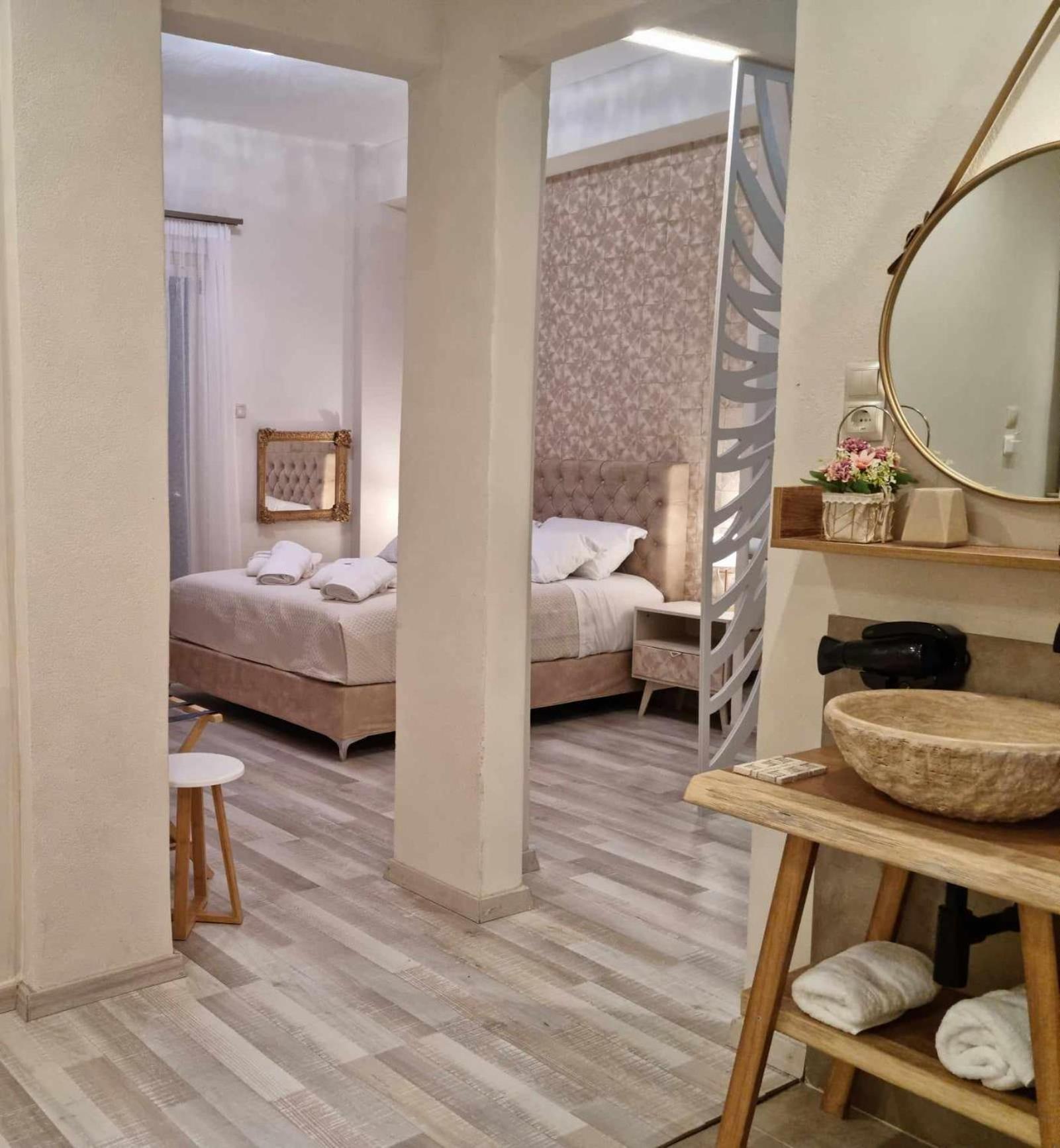 Golden City Center Suites Rhodes City ภายนอก รูปภาพ