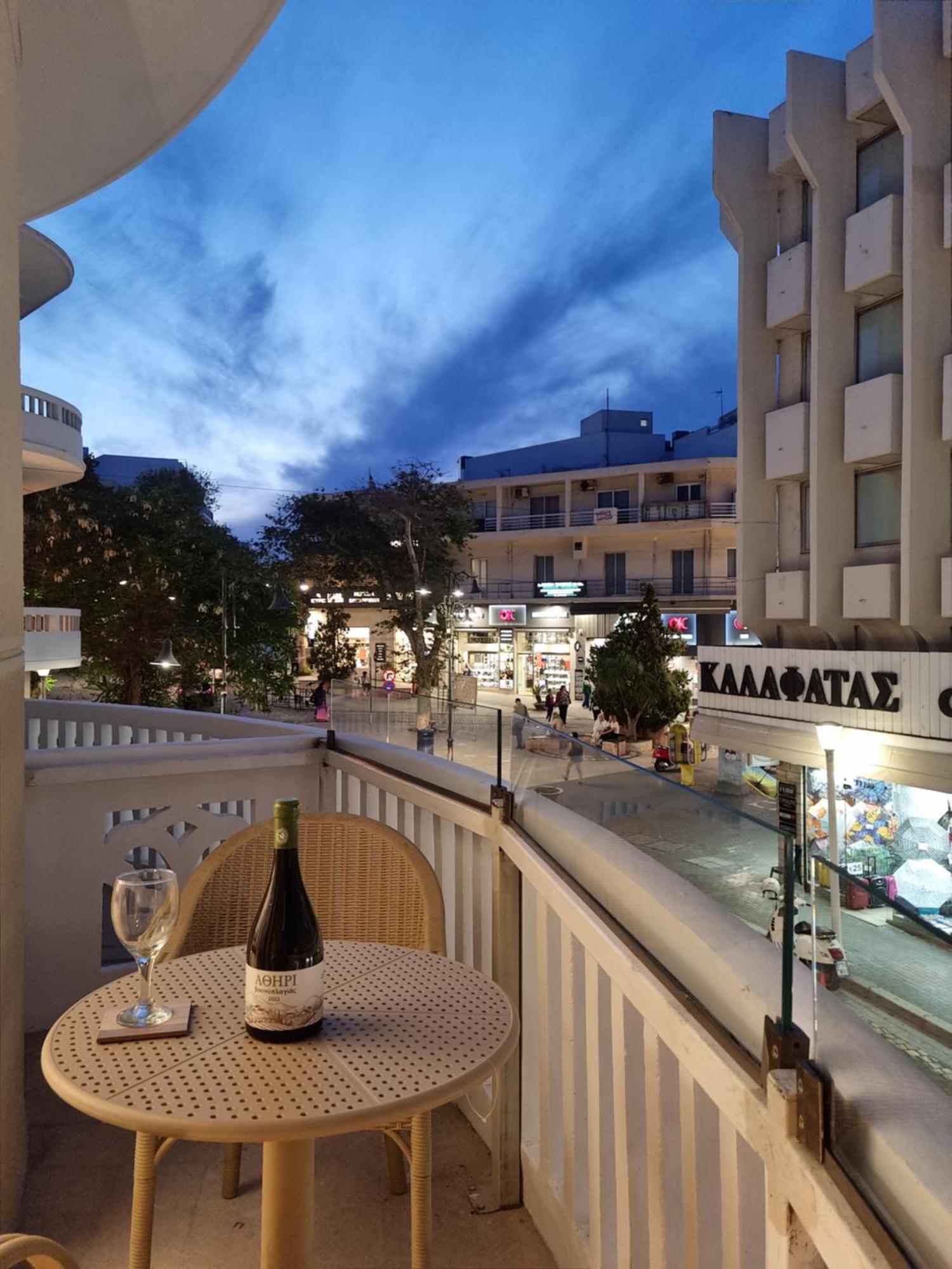 Golden City Center Suites Rhodes City ภายนอก รูปภาพ
