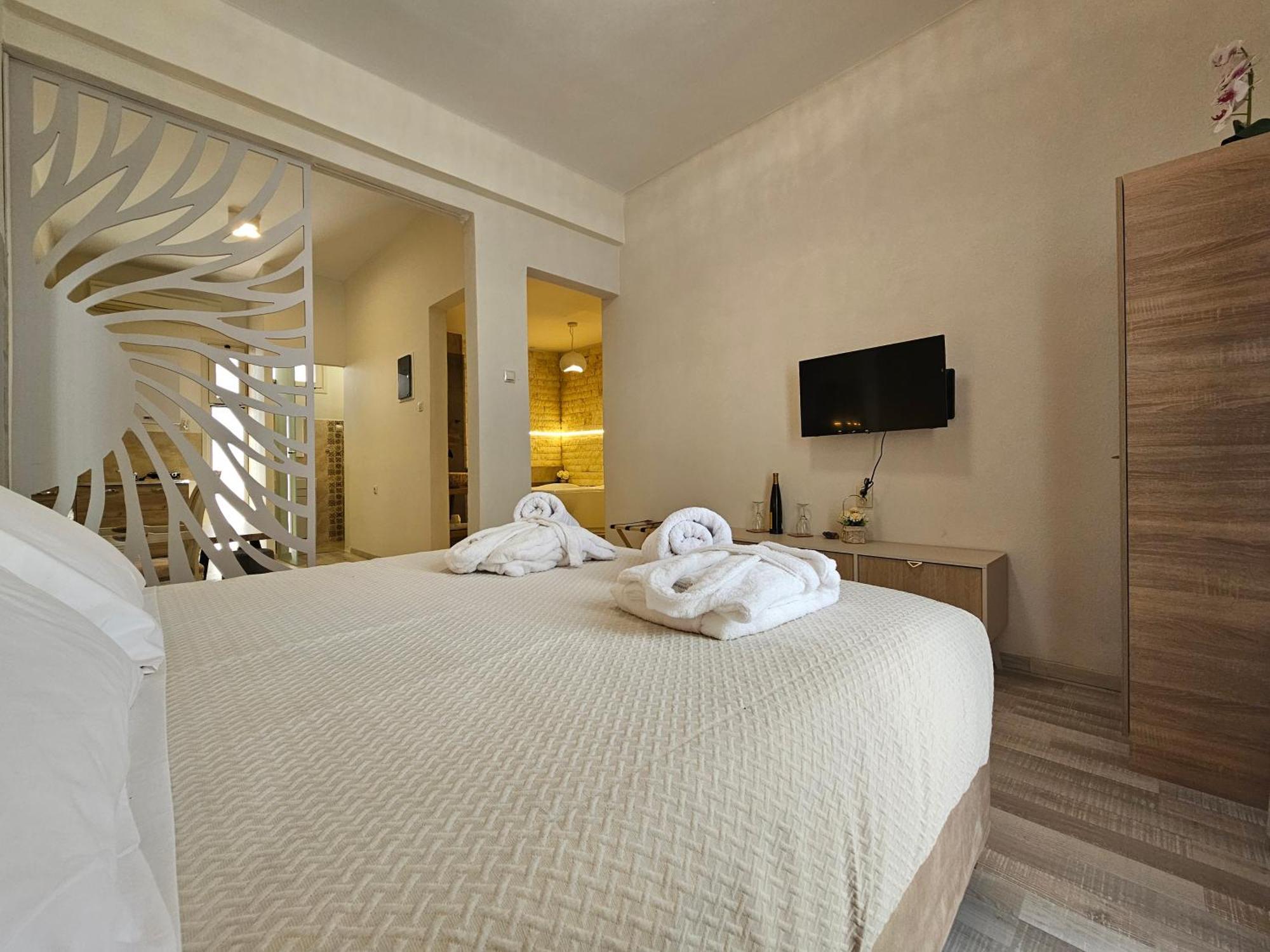 Golden City Center Suites Rhodes City ภายนอก รูปภาพ