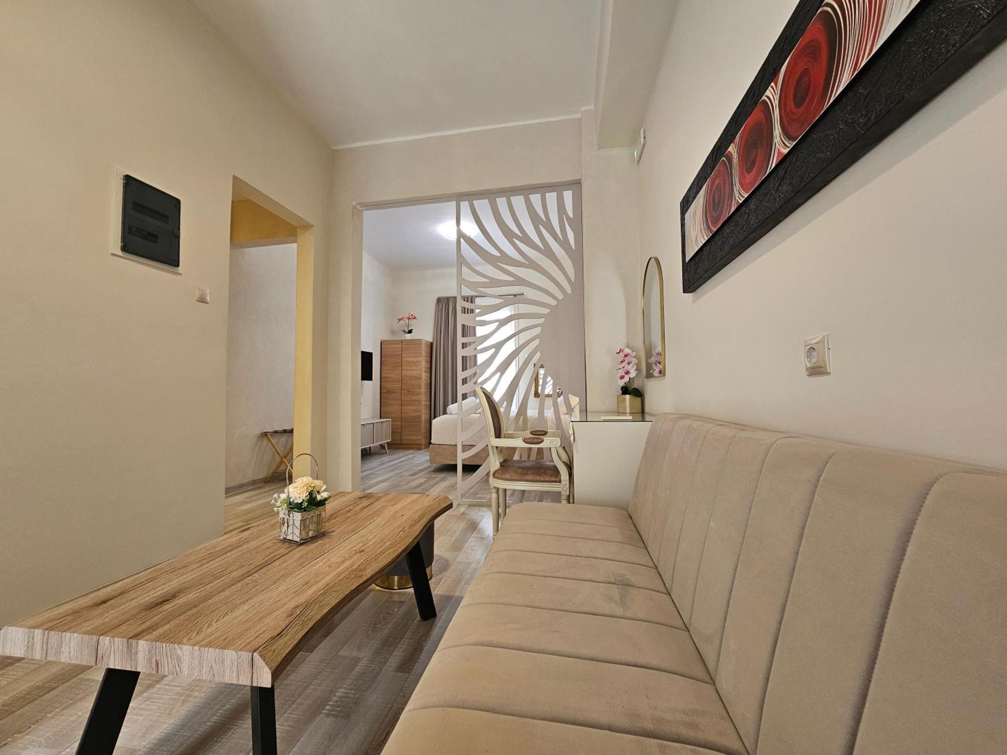 Golden City Center Suites Rhodes City ภายนอก รูปภาพ