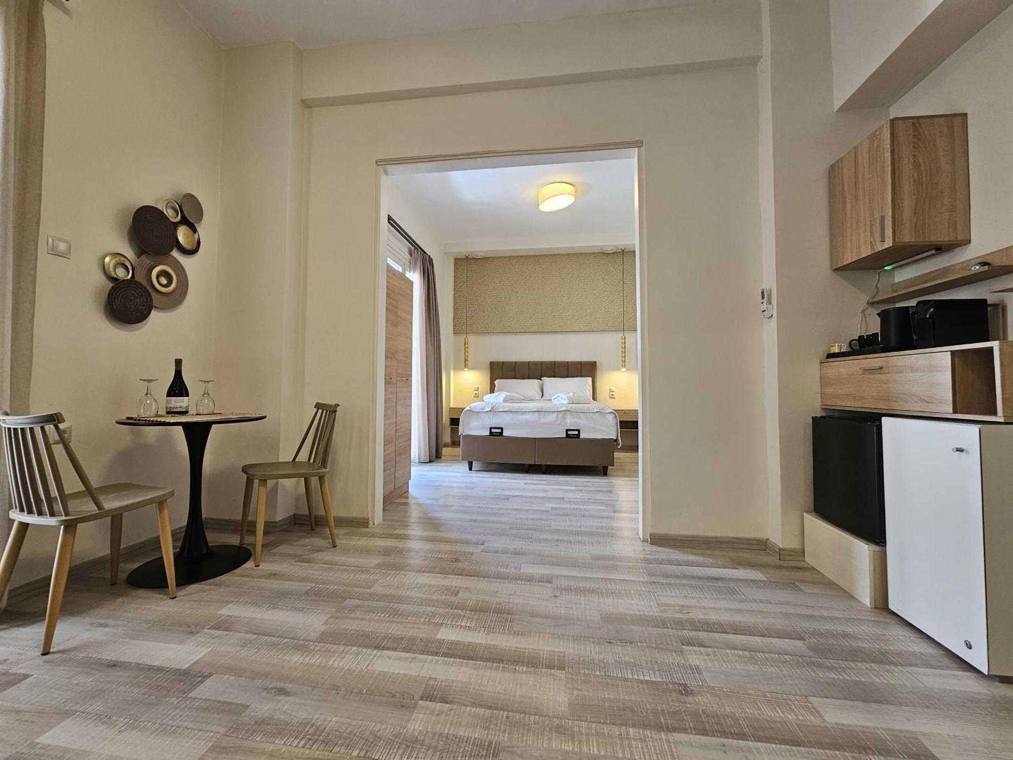 Golden City Center Suites Rhodes City ภายนอก รูปภาพ