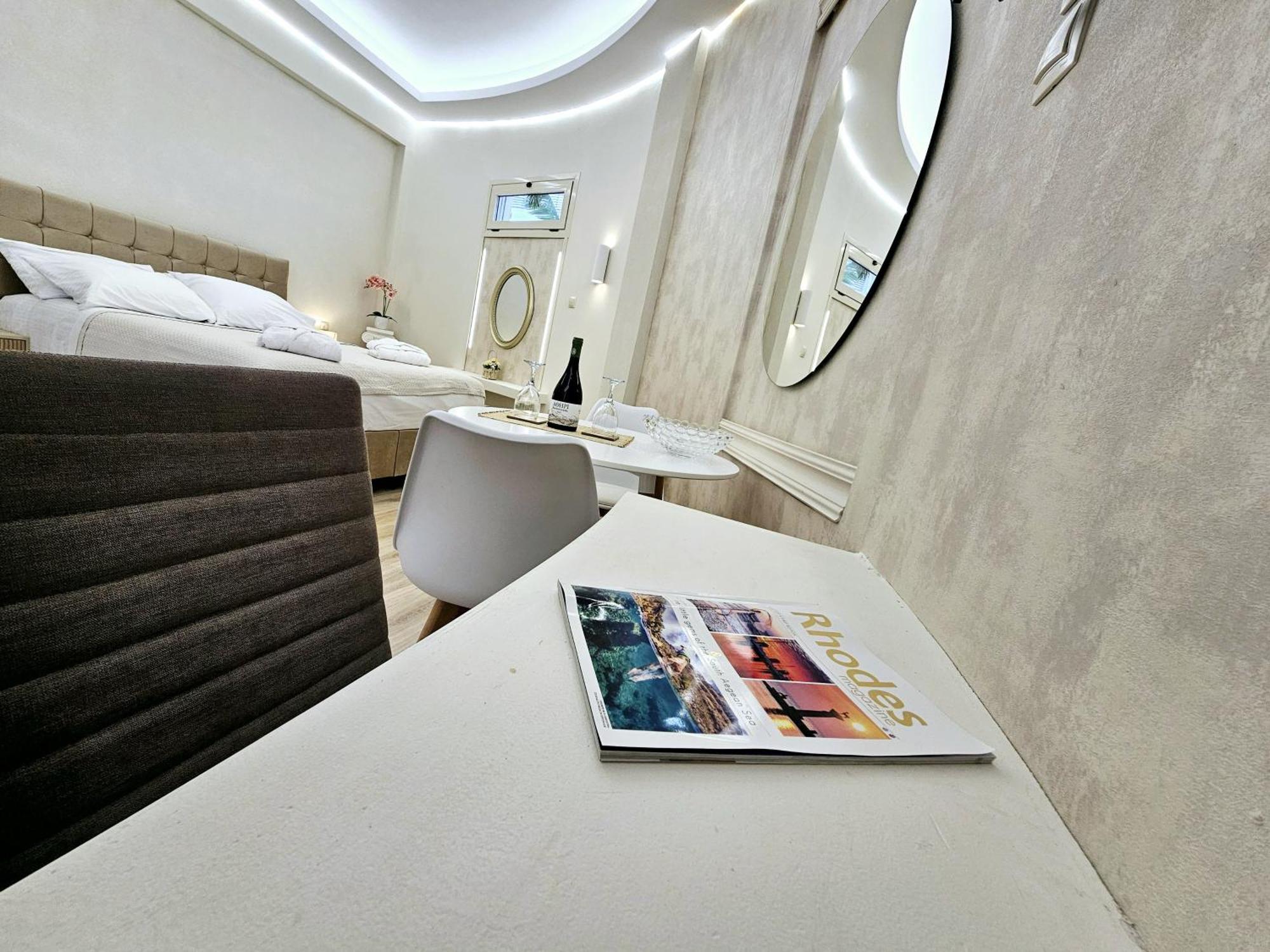 Golden City Center Suites Rhodes City ภายนอก รูปภาพ