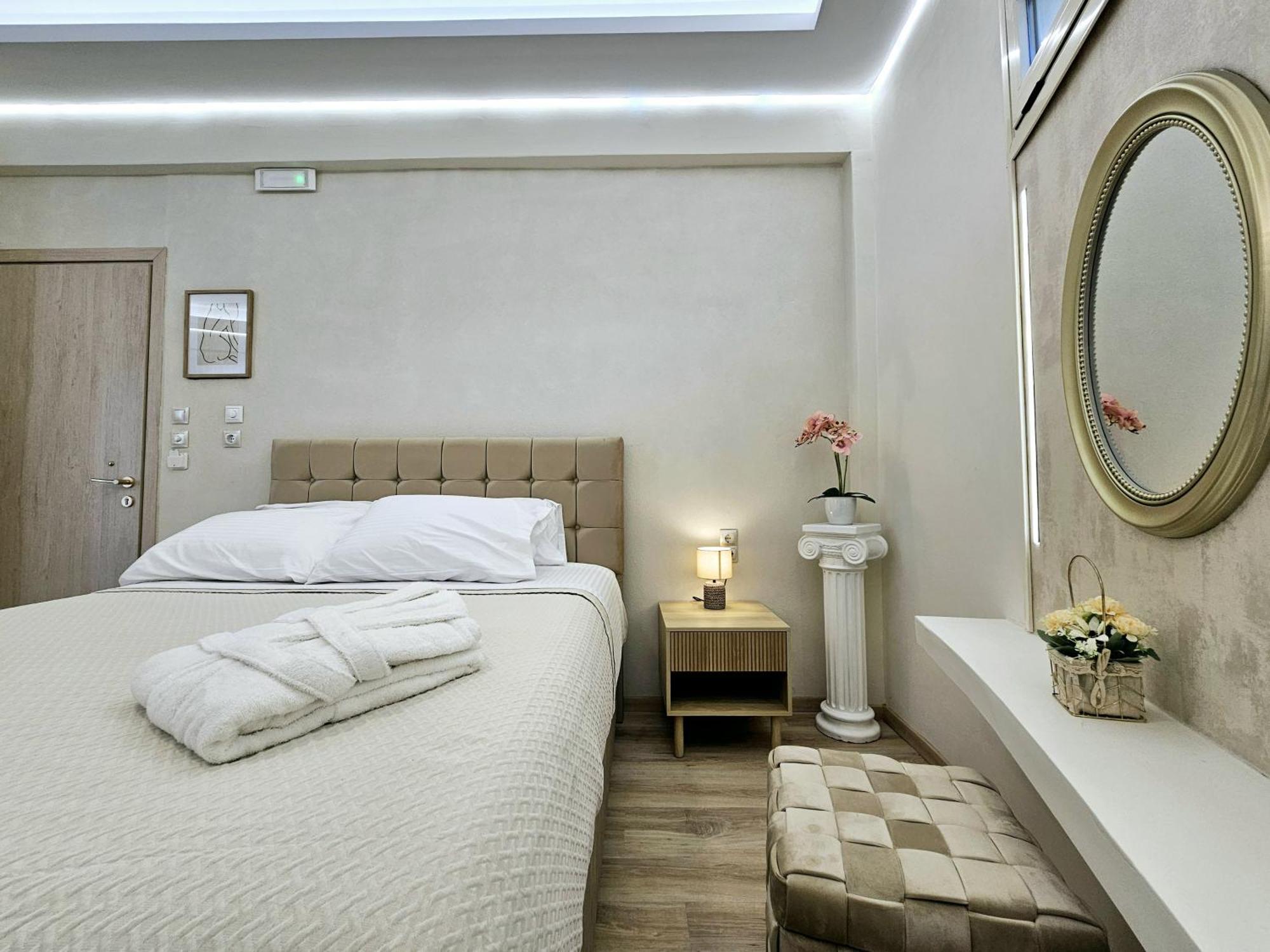 Golden City Center Suites Rhodes City ภายนอก รูปภาพ