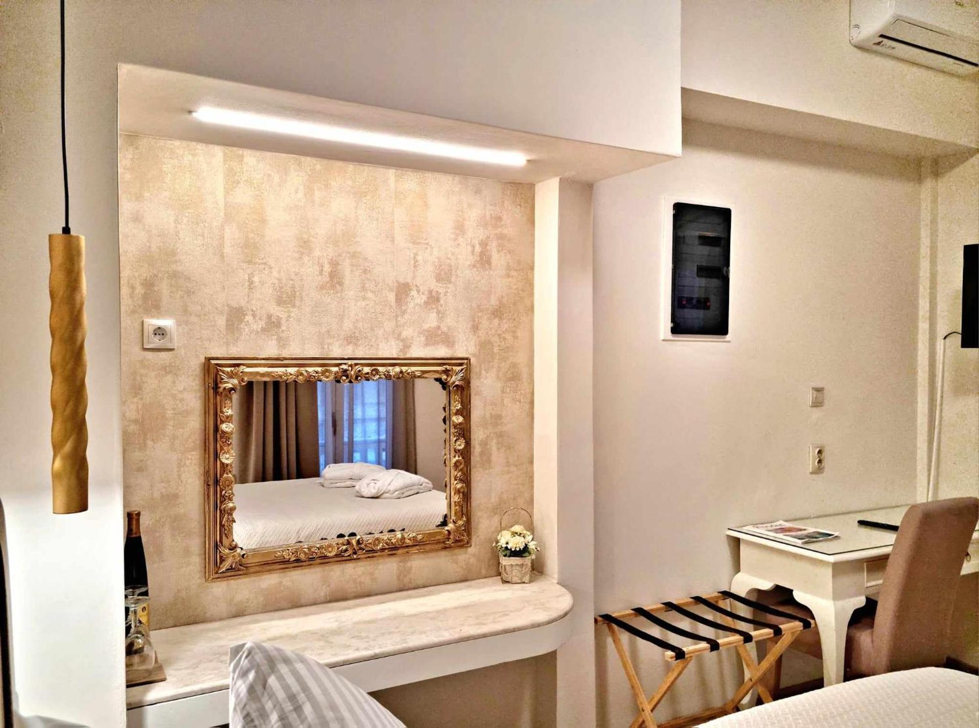 Golden City Center Suites Rhodes City ภายนอก รูปภาพ